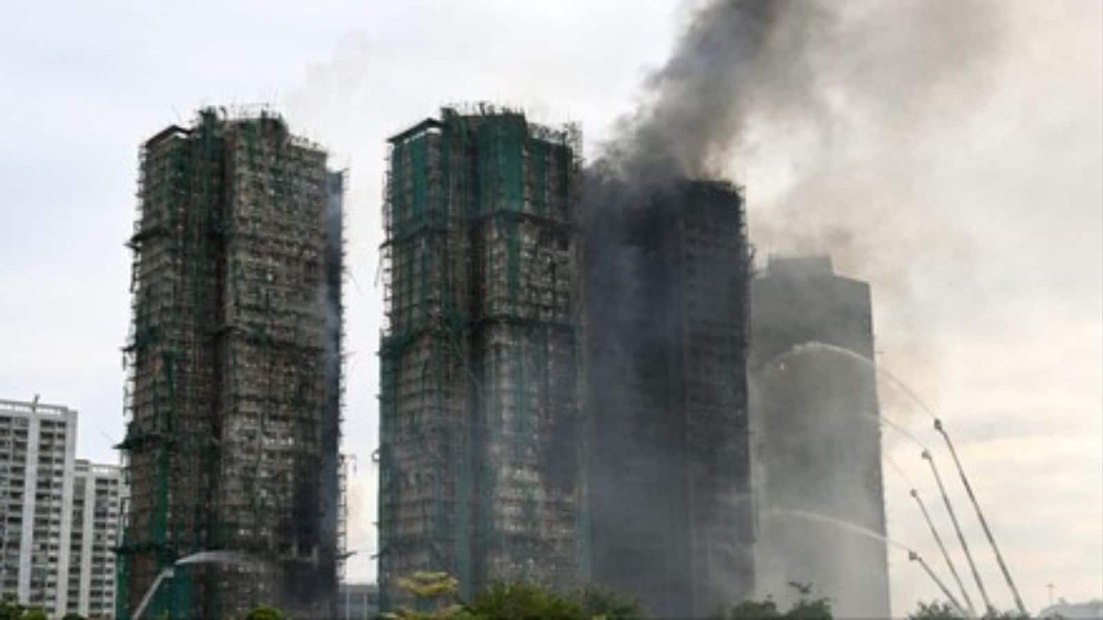 Hong Kong Fire: हांगकांग के हाई-राइज अपार्टमेंट्स में लगी भयंकर आग, अब तक 44 लोगों की मौत; करीब 300 लापता