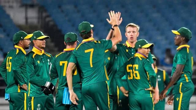 India Vs South Africa: भारत संग वनडे और टी20 सीरीज के लिए साउथ अफ्रीकी टीम का ऐलान, इस खतरनाक गेंदबाज की हुई वापसी