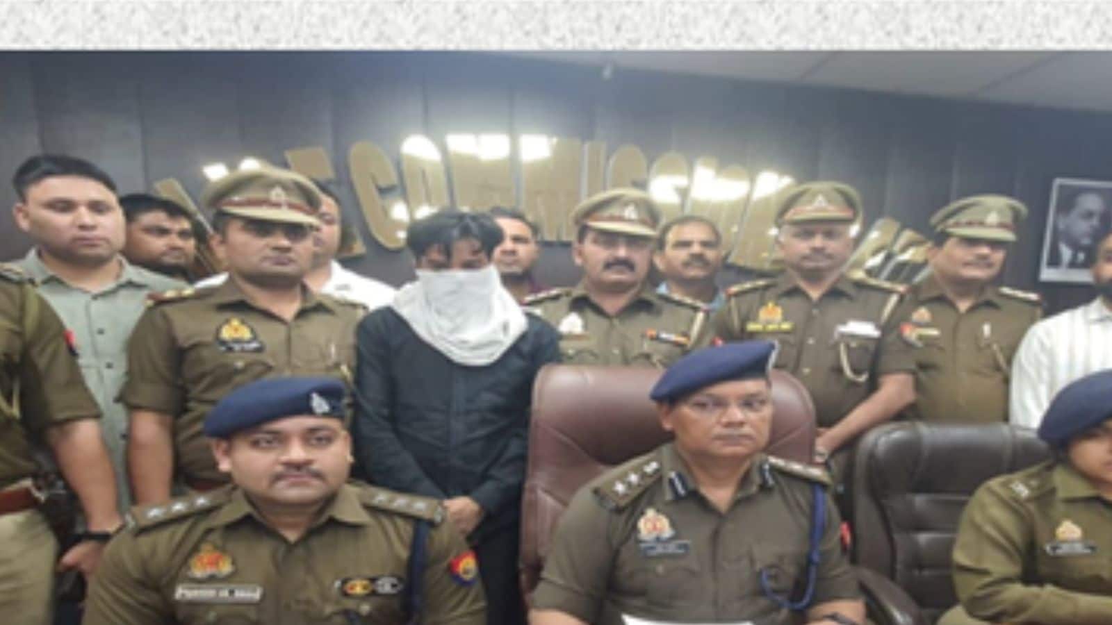 'वह ब्लैकमेल कर रही थी...', बस ड्राइवर मोनू सिंह ने प्रेमिका की हत्या कर कई जगह फेंके थे शव के टुकड़े 'वह ब्लैकमेल कर रही थी...', बस ड्राइवर मोनू सिंह ने प्रेमिका की हत्या कर कई जगह फेंके थे शव के टुकड़े