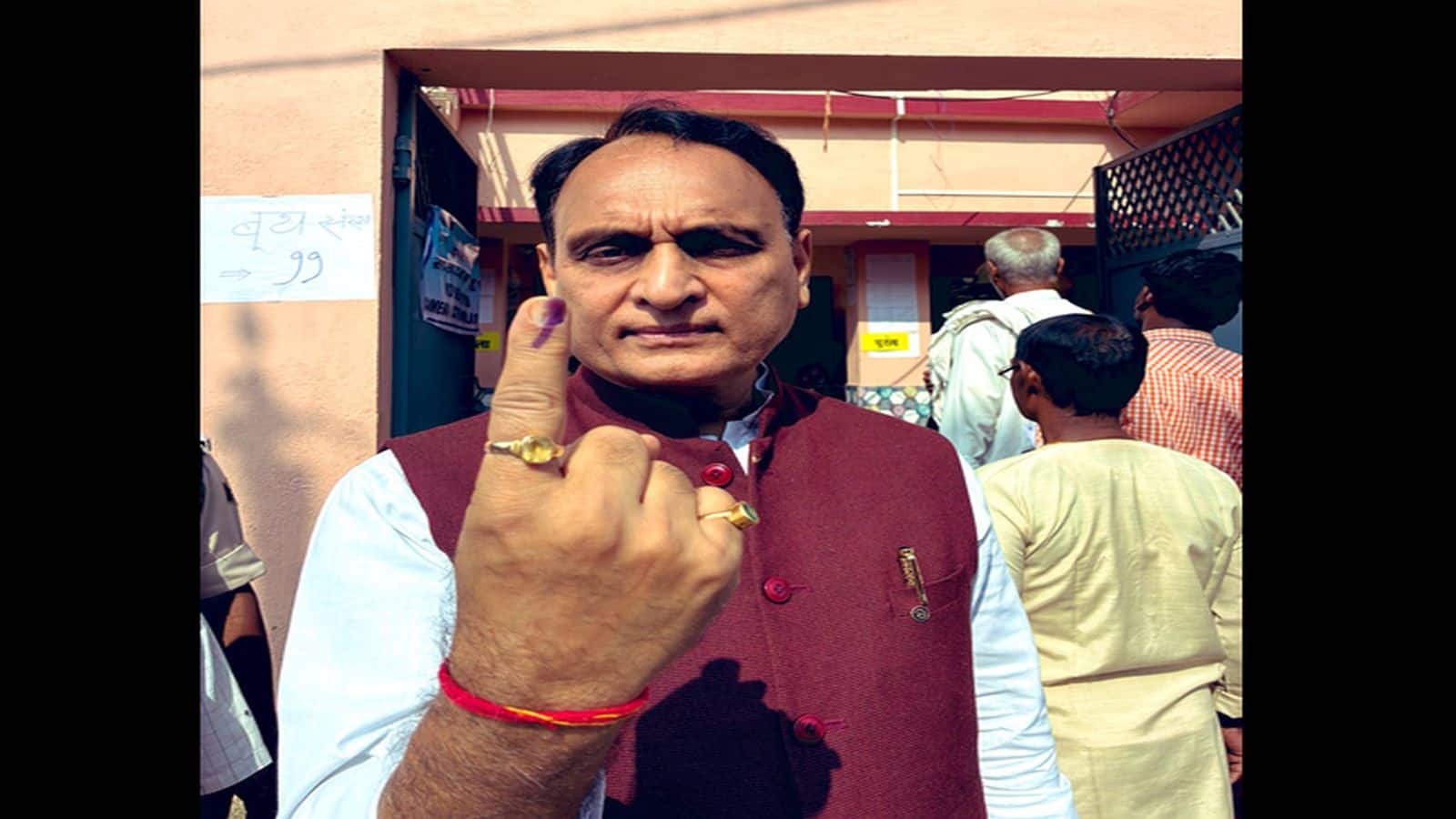 Bihar Election 2025: क्या राकेश सिन्हा ने दिल्ली में वोट डालने के बाद बिहार में भी मतदान किया? विपक्ष के आरोपों पर BJP नेता की आई सफाई Bihar Election 2025: क्या राकेश सिन्हा ने दिल्ली में वोट डालने के बाद बिहार में भी मतदान किया? विपक्ष के आरोपों पर BJP नेता की आई सफाई