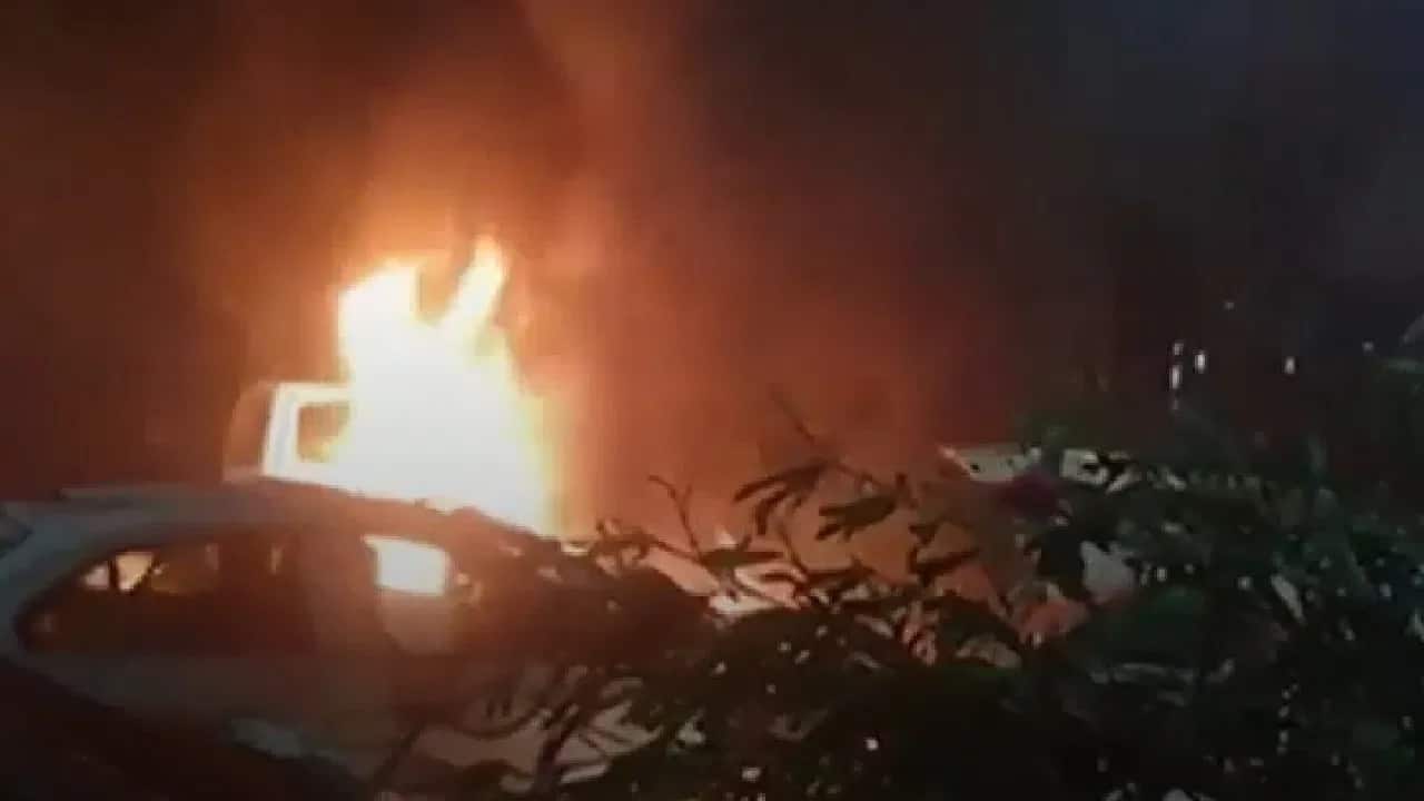 Delhi Blast: लाल किले के पास कार में धमाका, कई लोगों की मौत की आशंका... पूरे दिल्ली में हाई अलर्ट जारी