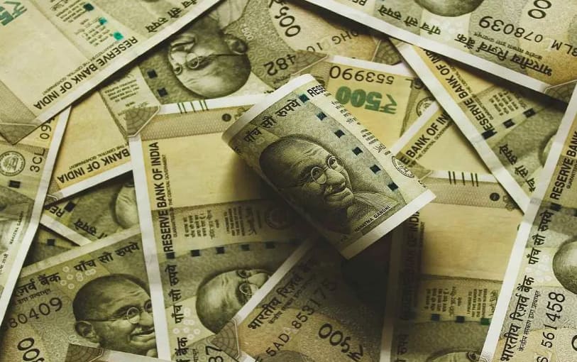 स्मॉल फाइनेंस बैंक या पोस्ट ऑफिस एफडी, कौन है बेहतर निवेश विकल्प? स्मॉल फाइनेंस बैंक या पोस्ट ऑफिस एफडी, कौन है बेहतर निवेश विकल्प?