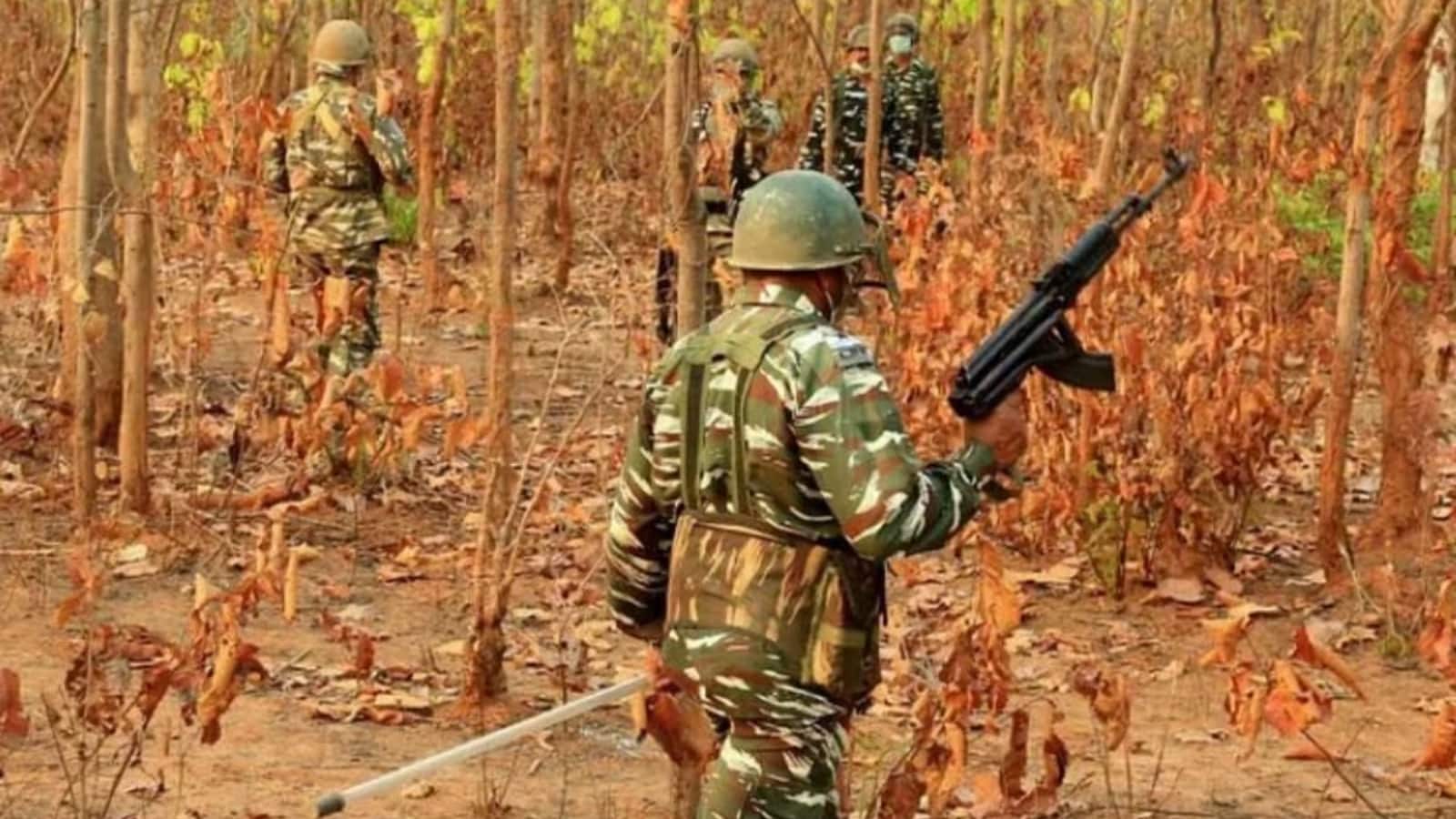 Sukma encounter: सुकमा में सुरक्षाबलों ने मुठभेड़ में 6 नक्सली को किया ढेर, सर्च ऑपरेशन जारी Sukma encounter: सुकमा में सुरक्षाबलों ने मुठभेड़ में 6 नक्सली को किया ढेर, सर्च ऑपरेशन जारी