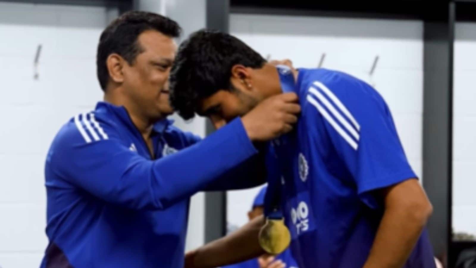 Washington Sundar: ड्रेसिंग रूम में वाशिंगटन सुंदर को मिला ये बड़ा अवॉर्ड, बोले- 'ऑस्ट्रेलिया में आकर खेलने...' Washington Sundar: ड्रेसिंग रूम में वाशिंगटन सुंदर को मिला ये बड़ा अवॉर्ड, बोले- 'ऑस्ट्रेलिया में आकर खेलने...'