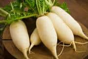 Weight Loss: सर्दियों में मूली खाएं और देखें 5 बड़ी बीमारियों का असरदार इलाज