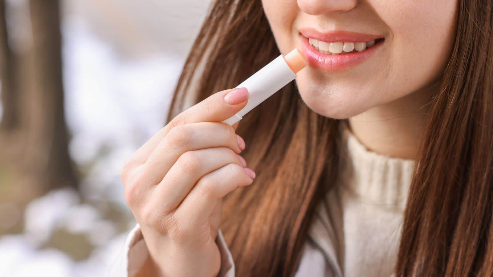 Winter Lips Remedy: सर्दियों में होंठों की सही देखभाल कैसे करें? जानें आसान तरीका