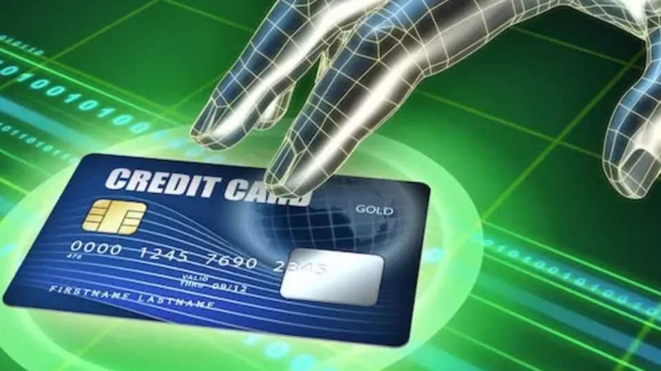 Credit Card से जुड़ी आम गलतियां जो पड़ सकती है भारी, जानिए बचाव के उपाय