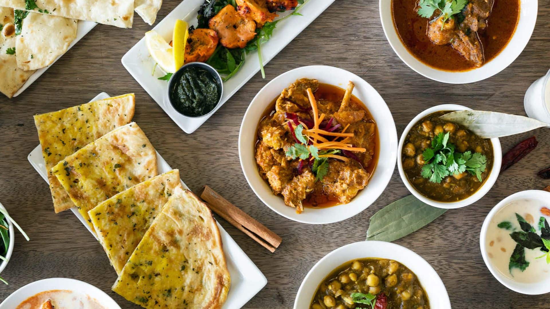 स्वाद में भारत, हर निवाले में विरास...ये हैं इस साल की टॉप 10 डिशेज