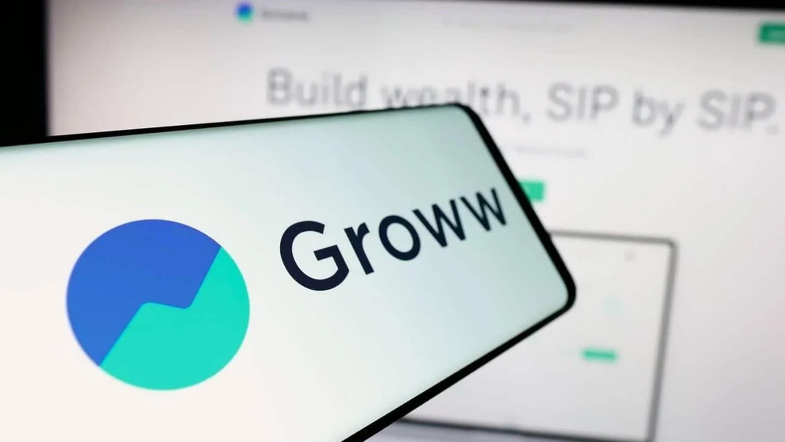 Groww stock price : एक अकेला Groww सब पर भारी, 1 लाख करोड़ रुपए के पार निकला कंपनी का मार्केट कैप Groww stock price : एक अकेला Groww सब पर भारी, 1 लाख करोड़ रुपए के पार निकला कंपनी का मार्केट कैप