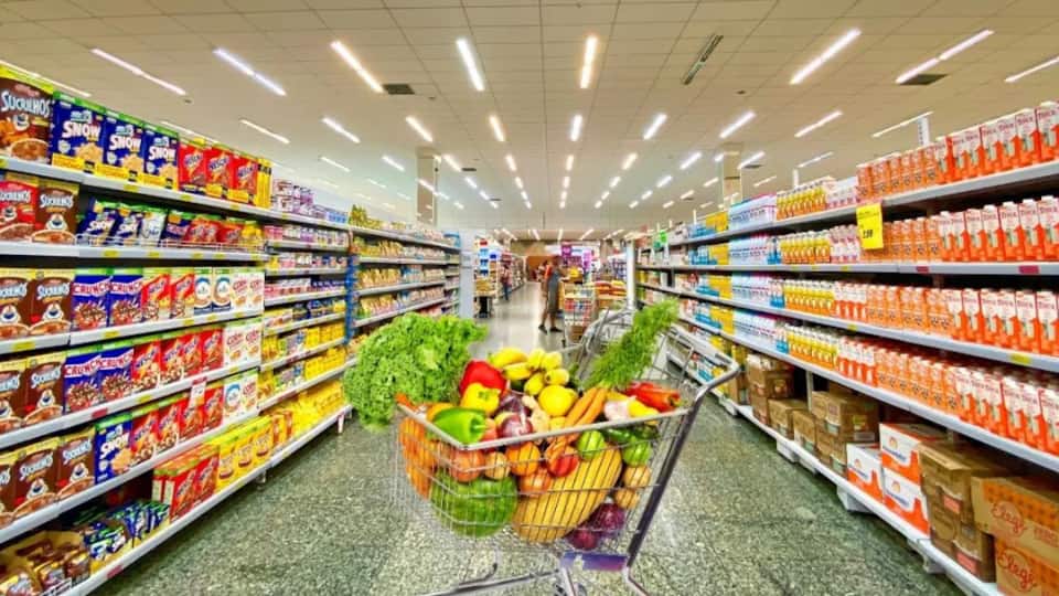 भारत में अक्टूबर में महंगाई दर 10 साल के निचले स्तर पर, GST कटौती का बड़ा योगदान