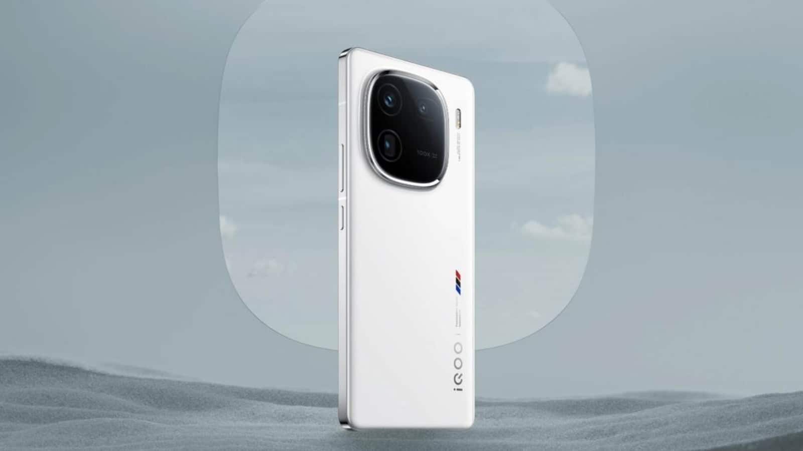 iQOO अपने डिवाइस पर दे रहा है फ्री सर्विस का ऑफर, जानें कब से तक उठा सकते हैं फायदा iQOO अपने डिवाइस पर दे रहा है फ्री सर्विस का ऑफर, जानें कब से तक उठा सकते हैं फायदा