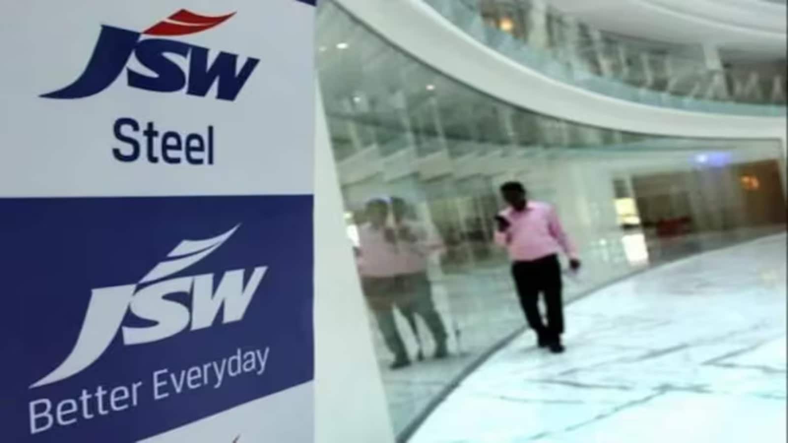 Bhushan Power & Steel में 50% तक हिस्सा बेच सकती है JSW Steel, शेयर टूटा Bhushan Power & Steel में 50% तक हिस्सा बेच सकती है JSW Steel, शेयर टूटा