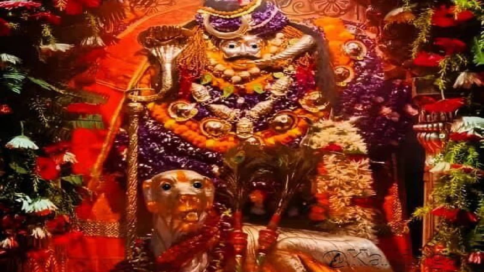 Bhairav Ashtami 2025 Upay: भैरव बाबा दूर करेंगे भय और दोष, भैरव जयंति पर कर लें ये उपाय