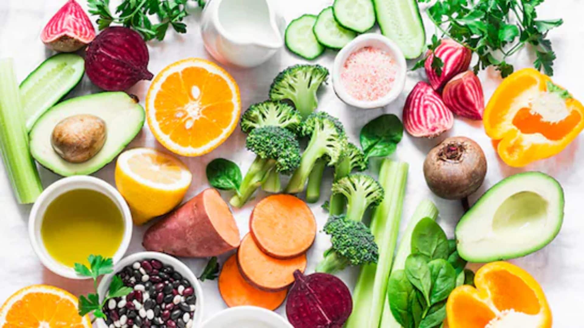 इन सब्जियों को दोबारा गर्म करने से बढ़ सकता है कैंसर और फूड पॉइजनिंग का खतरा, पालक और आलू सबसे खतरनाक