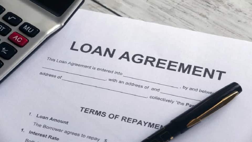 Loan Agreement को बिना समझे साइन करना हो सकता है महंगा, जानें जरूरी बातें