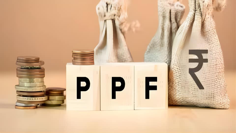 PPF में मासिक 5000, 10000 और 15000 रुपये निवेश करने पर कितना मिलेगा टैक्स फ्री रिटर्न? विस्तार से समझिए PPF में मासिक 5000, 10000 और 15000 रुपये निवेश करने पर कितना मिलेगा टैक्स फ्री रिटर्न? विस्तार से समझिए