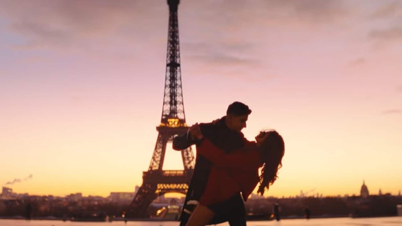 Fana Karr De Official video: रवि दुबे और सरगुन मेहता का नया रोमांटिक ट्रैक “फना कर दे” हुआ रिलीज़! Fana Karr De Official video: रवि दुबे और सरगुन मेहता का नया रोमांटिक ट्रैक “फना कर दे” हुआ रिलीज़!