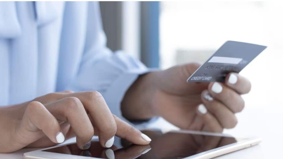 ये क्रेडिट कार्ड देगा इंटरटेनमेंट का फुल डोज, शॉपिंग से लेकर फूड डिलीवरी पर खास छूट का है बेस्ट ऑप्शन ये क्रेडिट कार्ड देगा इंटरटेनमेंट का फुल डोज, शॉपिंग से लेकर फूड डिलीवरी पर खास छूट का है बेस्ट ऑप्शन