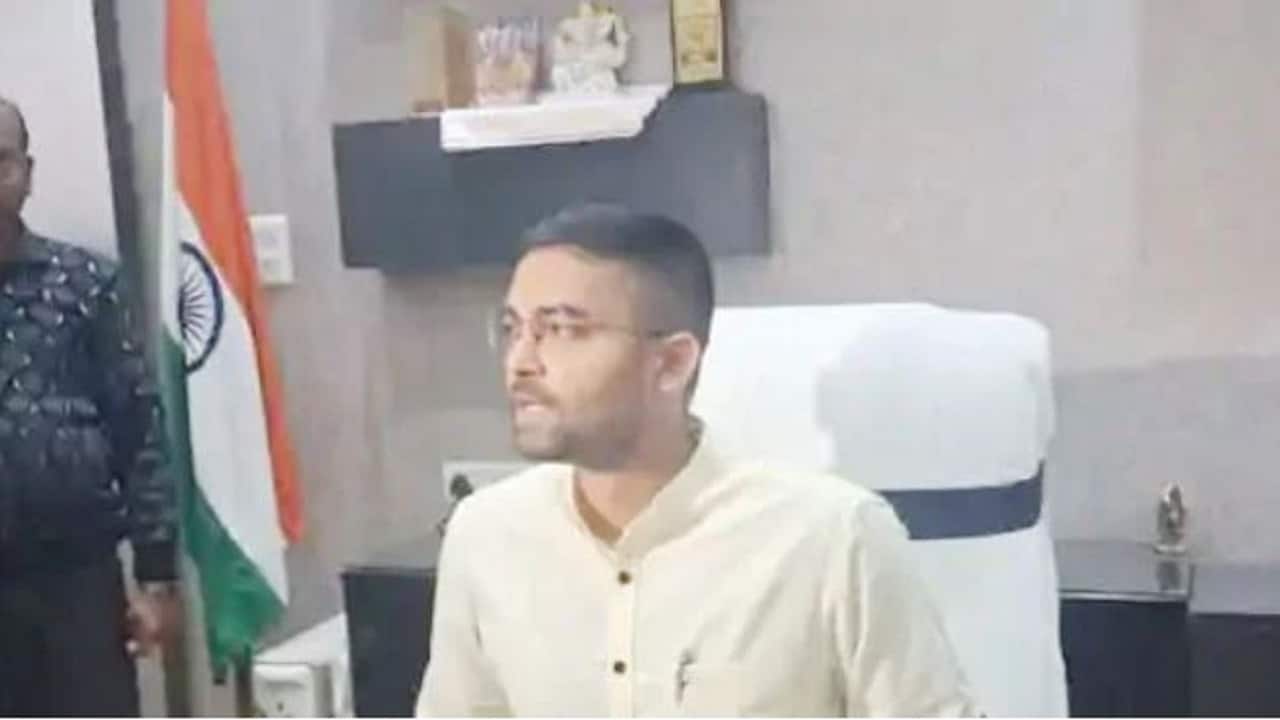 Deepak Prakash: मंत्री पद संभालते ही मीडिया से भिड़े  दीपक प्रकाश! कही ये बात