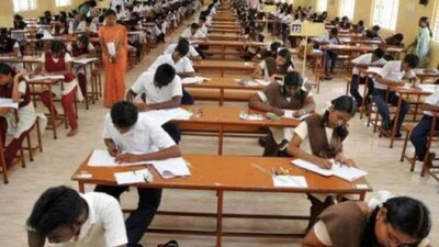 परीक्षार्थी बोर्ड की वेबसाइट से 9 जनवरी 2025 तक प्रवेश पत्र डाउनलोड कर सकते हैं।