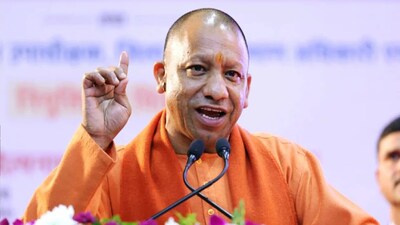 सीएम योगी आदित्यनाथ ने राज्य के दो जिलों में एक ग्राम पंचायत और एक गांव का नाम बदलने का फैसला लिया है।