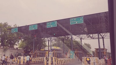 Delhi Pollution: प्रदूषण नियंत्रण के लिए SC ने दिल्ली के 9 प्लाजा बंद करने का दिया आदेश 