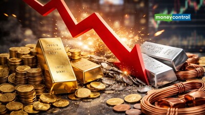फरवरी एक्सपायरी वाला गोल्ड फ्यूचर करीब 2 फीसदी टूटकर 1,37,646 रुपये प्रति 10 ग्राम पर आ गया।