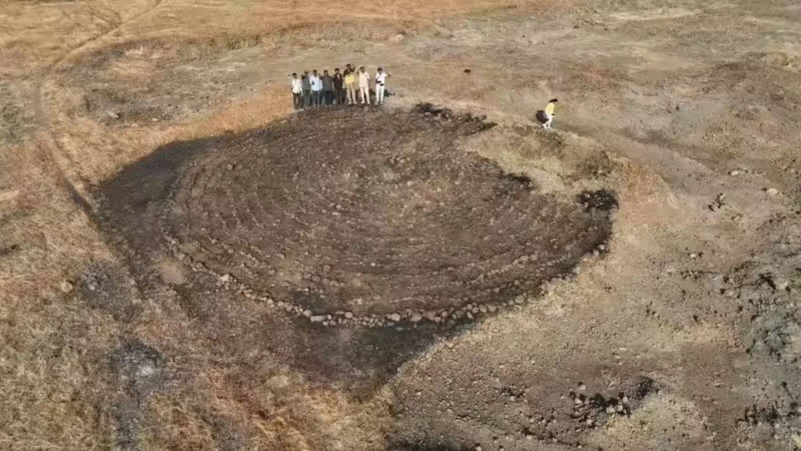 माहाराष्ट्र के सोलापुर में मिला 15 घेरों वाला क्लासिकल लैबिरिंथ यानी भूलभुलैया 