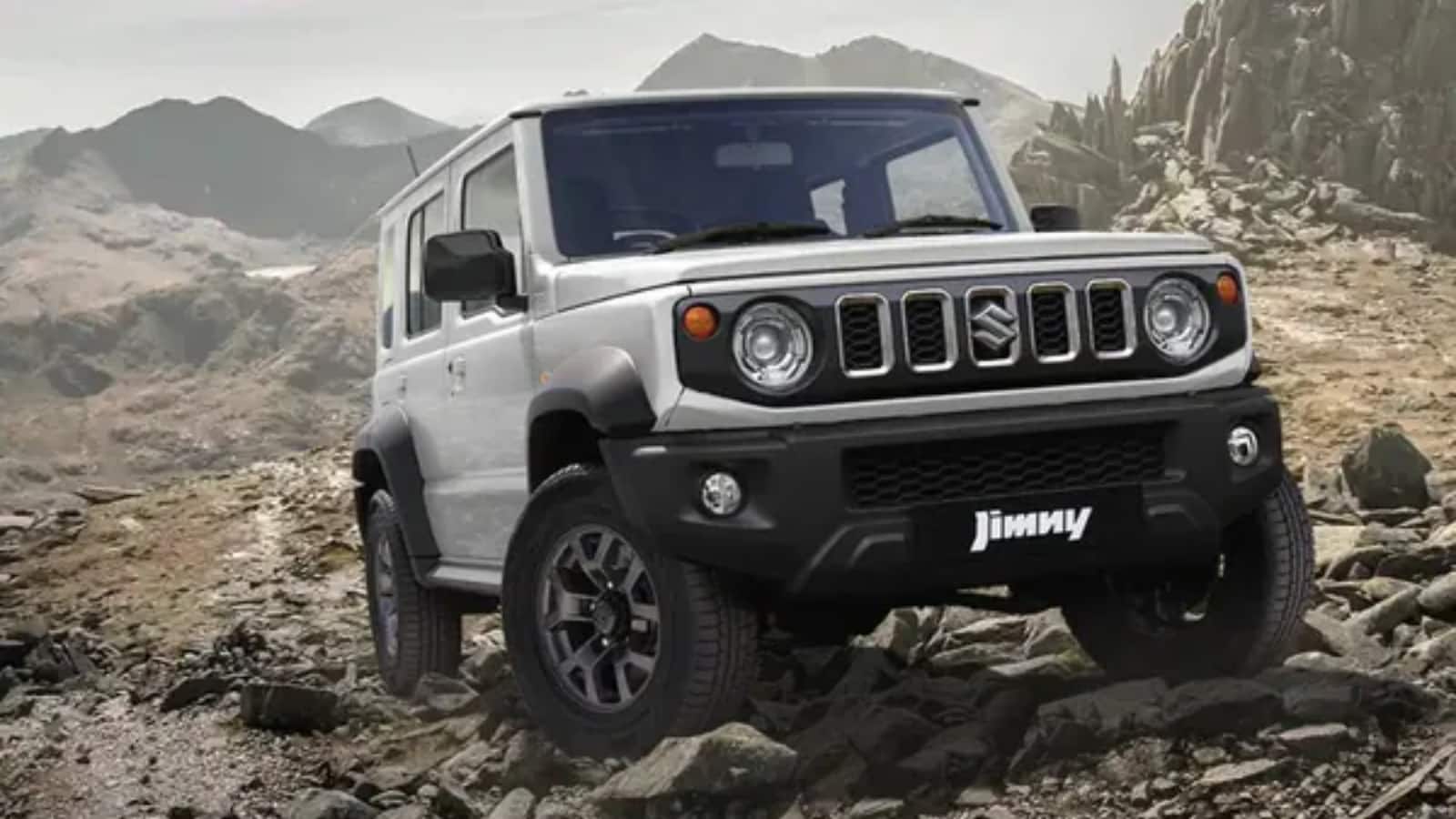 Maruti Suzuki Jimny Maruti Suzuki Jimny 1 लाख रुपये तक की सीधी नकद छूट के साथ उपलब्ध है। 12.32-14.45 लाख रुपये के बीच की कीमत वाली इस कार में 1.5-लीटर नैचुरली एस्पिरेटेड पेट्रोल इंजन दिया गया है, जो 105 hp और 132Nm टार्क उत्पन्न करता है, जिसे 5-स्पीड मैनुअल या 4-स्पीड ऑटोमैटिक गियरबॉक्स के साथ जोड़ा गया है।