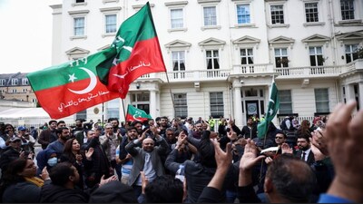 PTI के नेताओं ने साफ कर दिया है कि इस बार वे तब तक पीछे नहीं हटेंगे जब तक कि 'निर्णायक राजनीतिक परिणाम' हासिल नहीं हो जाते