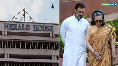 National Herald case: दिल्ली हाई कोर्ट ने नेशनल हेराल्ड मामले में ED की याचिका पर सोनिया और राहुल गांधी को नोटिस जारी किया है
