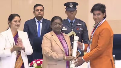 14-Year-Old Cricket Prodigy Vaibhav Sooryavanshi Honored with National Children's Award
