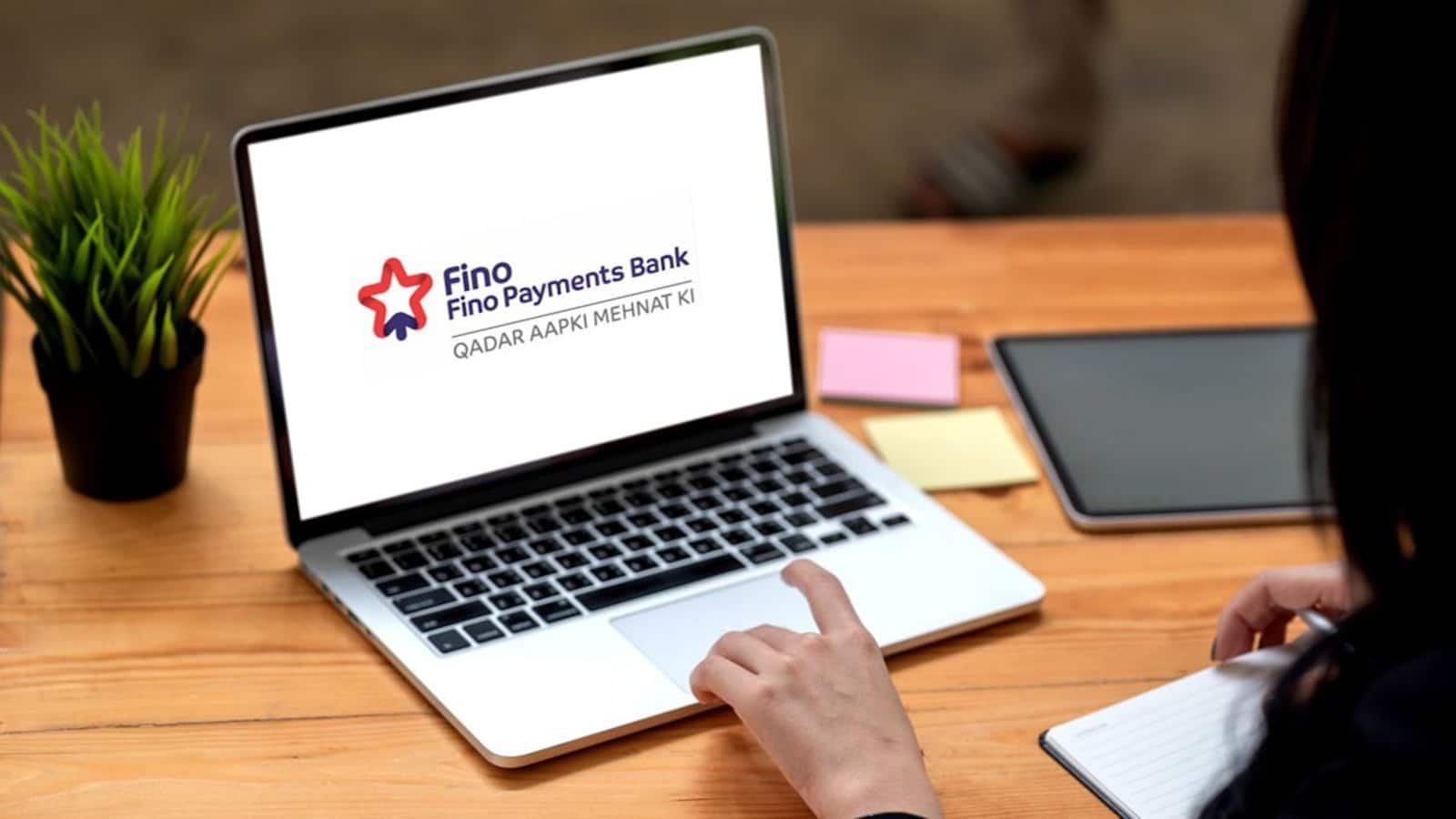Fino Payments Bank share price : SFB लाइसेंस मिलने की अच्छी खबर के बाद भी Fino Payments Bank 8% टूटा, क्या रही वजह?