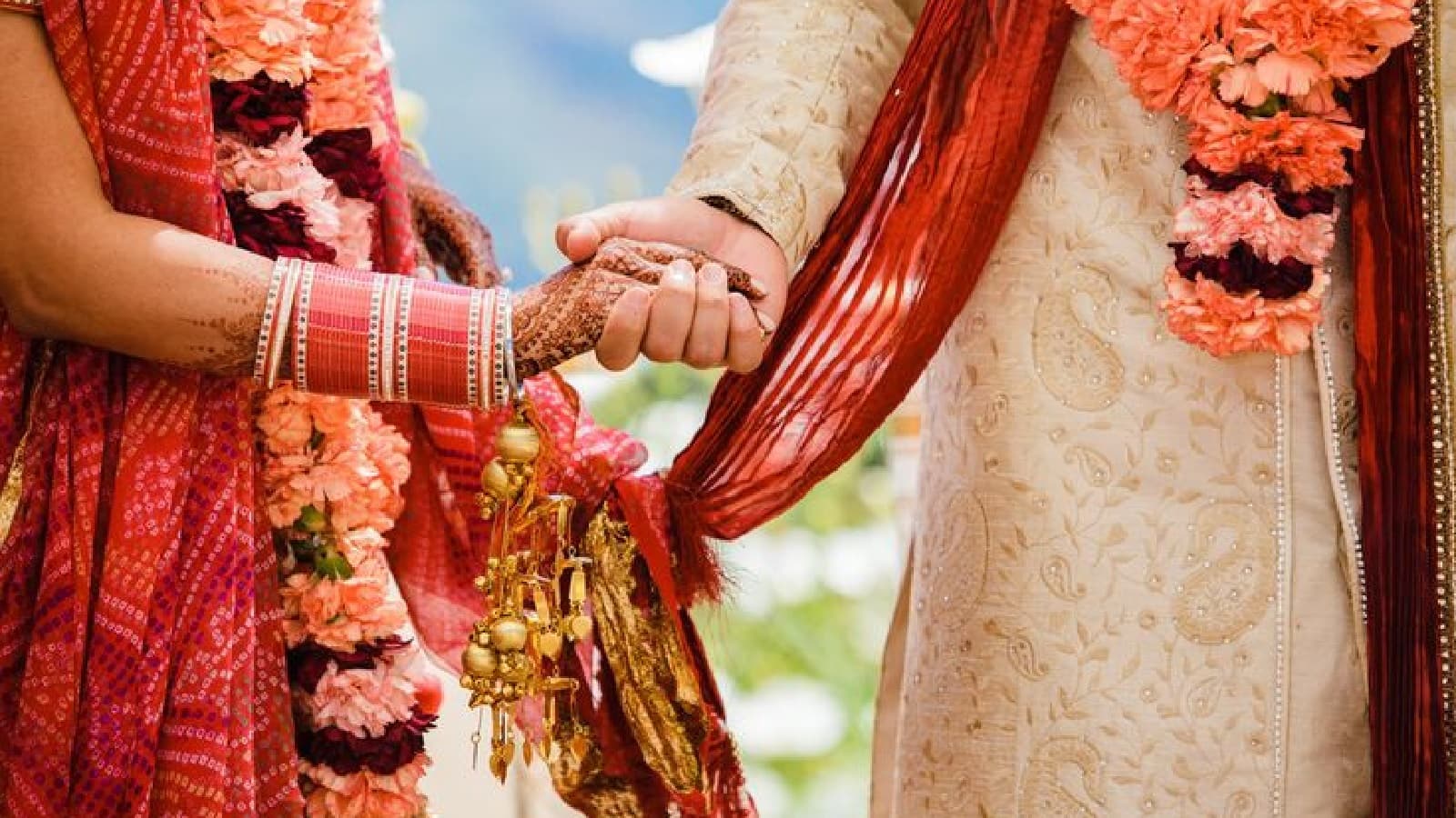 Kharmas 2025: शादी की नहीं बन रही है बात, तो खरमास में करें ये उपाय लग जाएगी रिश्तों की लाइन Kharmas 2025: शादी की नहीं बन रही है बात, तो खरमास में करें ये उपाय लग जाएगी रिश्तों की लाइन