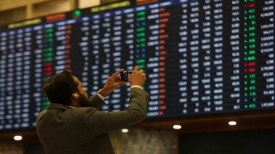 Pakistan Stock Market: पिछले तीन सालों में पाकिस्तान में कुल सिर्फ 11 आईपीओ की लिस्टिंग हुई थी