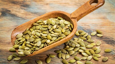 Pumpkin Seeds For Weight Loss: वर्कआउट से पहले या ब्रेकफास्ट के तौर पर ये स्मूदी शरीर को जरूरी पोषण देती है।