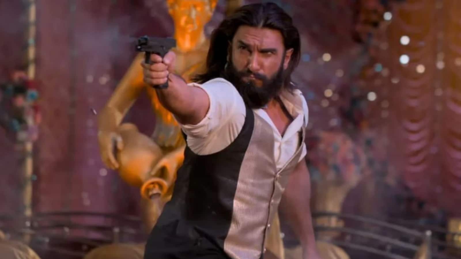 Dhurandhar box office collection day 6: रणवीर सिंह की धुरंधर ने बॉक्स ऑफिस पर मचाया धमाल, ताबड़तोड़ छाप रही नोट Dhurandhar box office collection day 6: रणवीर सिंह की धुरंधर ने बॉक्स ऑफिस पर मचाया धमाल, ताबड़तोड़ छाप रही नोट