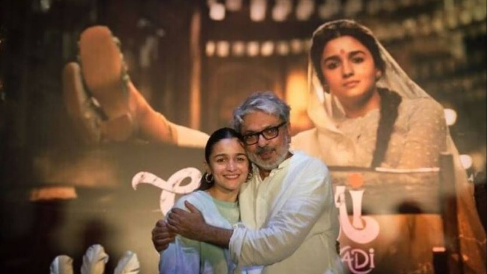 Alia Bhatt: संजय लीला भंसाली की ‘गंगूबाई काठियावाड़ी’ का असर आज भी है गहरा, आलिया भट्ट ने फिल्म को बताया टर्निंग प्वाइंट Alia Bhatt: संजय लीला भंसाली की ‘गंगूबाई काठियावाड़ी’ का असर आज भी है गहरा, आलिया भट्ट ने फिल्म को बताया टर्निंग प्वाइंट