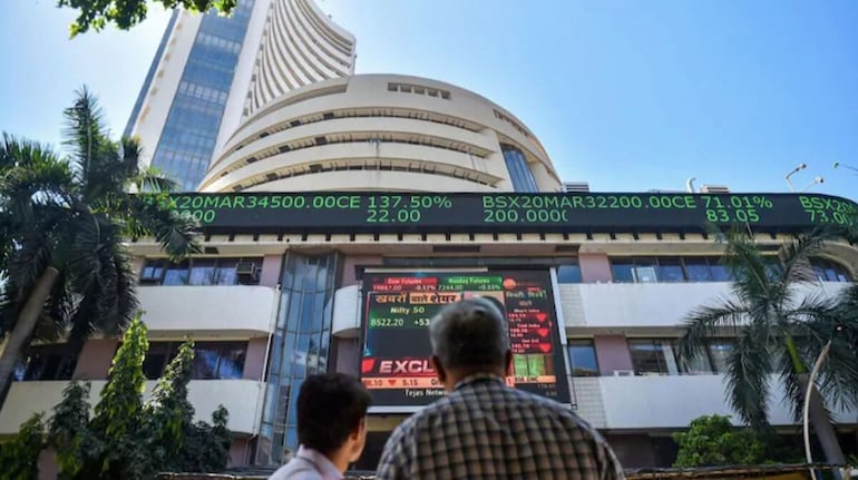 Budget 2026 : आज इन सेक्टर के शेयरों पर रहेगी निवेशकों की नजर