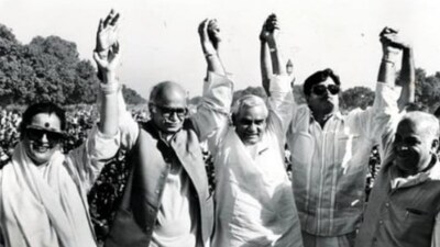 शत्रुघ्न सिन्हा ने अटल बिहारी बाजपेयी को दी श्रद्धांजलि