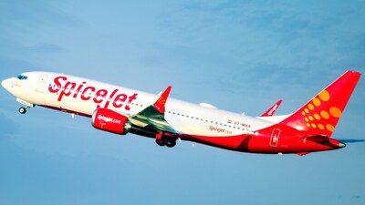 SpiceJet Share Price: स्पाइसजेट ने अपनी फ्लीट में दो नए बोइंग-737 विमान शामिल किए हैं