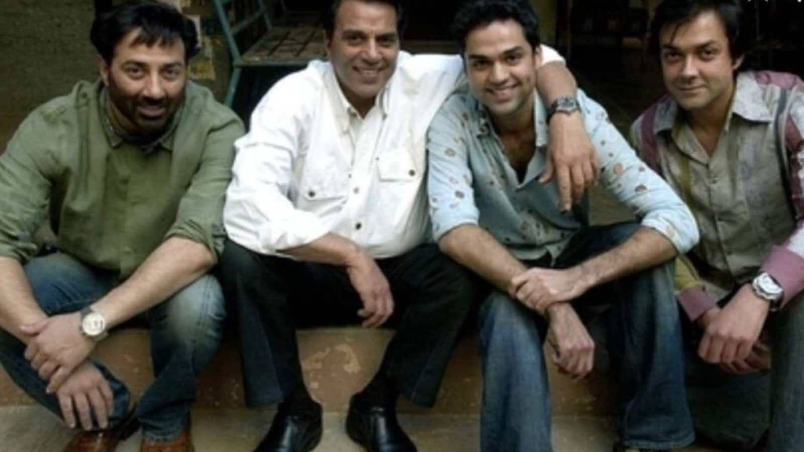 Dharmendra 90th birthday: सनी देओल से लेकर अभय देओल तक, धर्मेंद्र को याद कर इमोशनल हुए बेटे Dharmendra 90th birthday: सनी देओल से लेकर अभय देओल तक, धर्मेंद्र को याद कर इमोशनल हुए बेटे