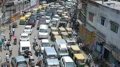न्यू ईयर 2026 से पहले वाराणसी पुलिस ने जारी किया अलर्ट, 5 जनवरी तक ट्रैफिक डायवर्जन रहेंगे लागू