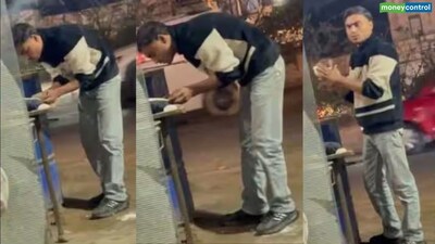 Viral Video: वीडियो देखने के बाद लोगों के मन में बाहर के खाने को लेकर डर भर गया है
