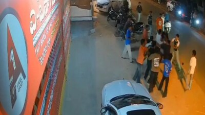 बेंगलुरु के एक प्राइवेट कॉलेज में जूनियर्स से की गई खौफनाक रैगिंग
