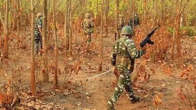 बीजापुर में सुरक्षाबलों और नक्सलियों के बीच मुठभेड़ जारी, अब तक 2 माओवादी ढेर