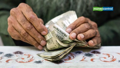 कर्मचारी संगठनों का मानना है कि आने वाले रिवीजन में DA में 3 से 5 प्रतिशत तक की बढ़ोतरी हो सकती है। ब