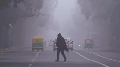 दिल्ली में कोहरे और कड़ाके की ठंड का कहर, IMD ने येलो और रेड अलर्ट किया जारी