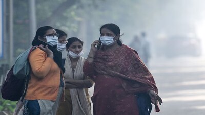 दिल्ली-NCR समेत उत्तर भारत के बड़े हिस्से में कड़ाके की ठंड और घने कोहरे ने जनजीवन अस्त-व्यस्त कर दिया है