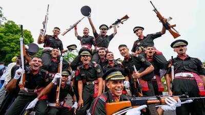 इस भर्ती प्रक्रिया के जरिए एसएससी टेक्निकल के 350 पदों पर भर्ती की जाएगी। 